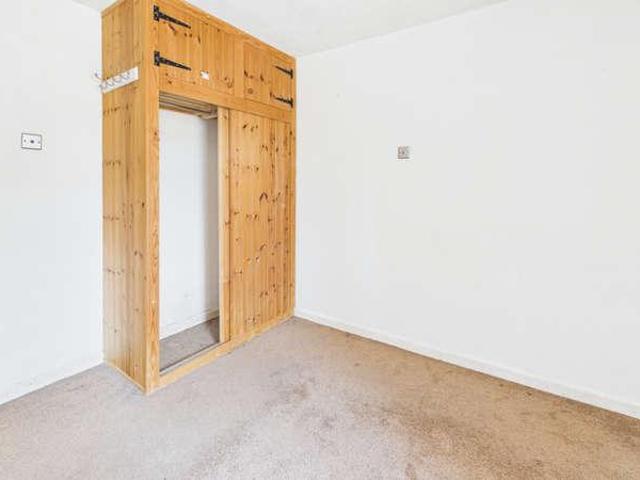 Flat for sale in Mayon, Sennen