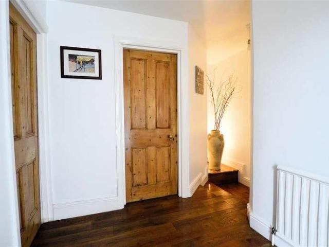Flat for sale in Slough