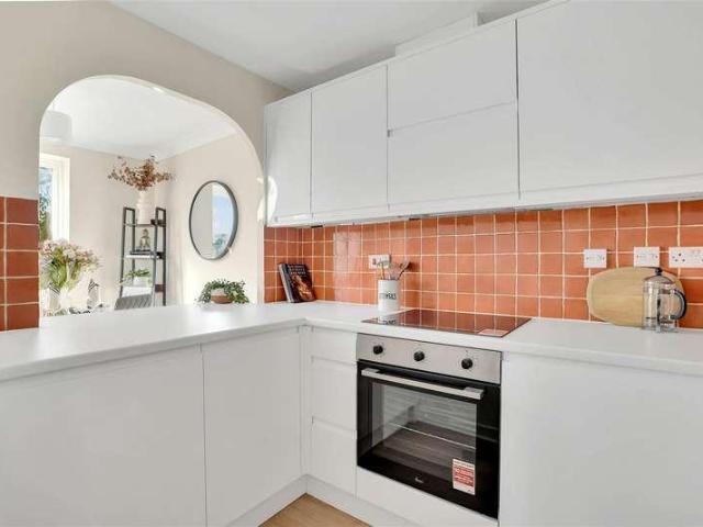 Flat for sale in Greater London