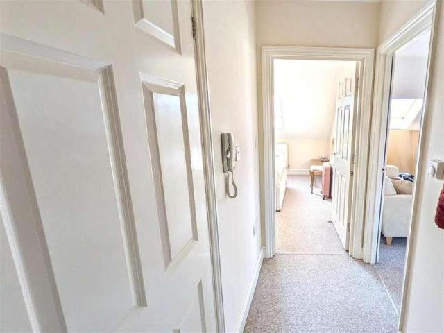 Flat for sale in Barnham and Eastergate, Clapham