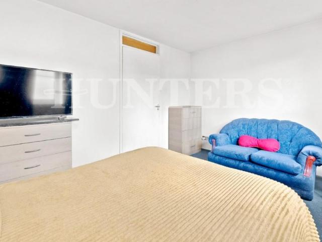 Flat for sale in South Tottenham, Greater London