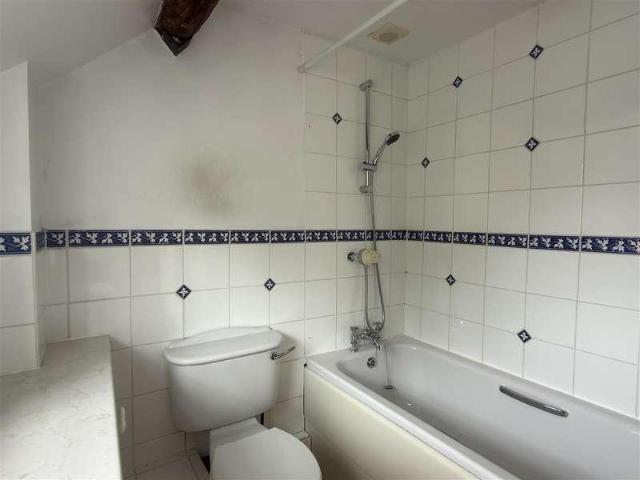 Flat for sale in Black Bourton, Oxfordshire