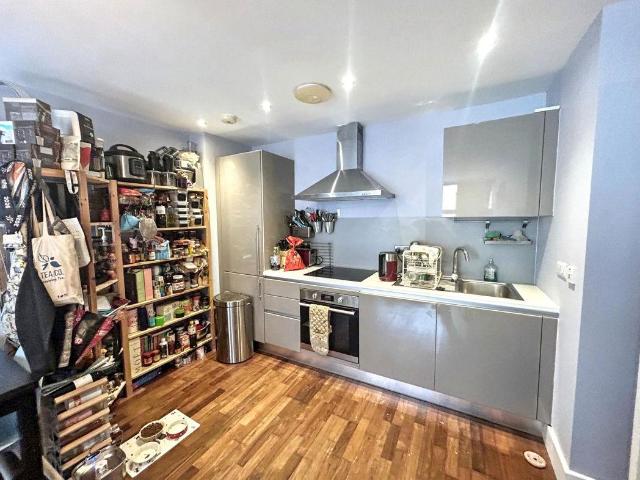 Flat for sale in Battle Field, Tyne And Wear