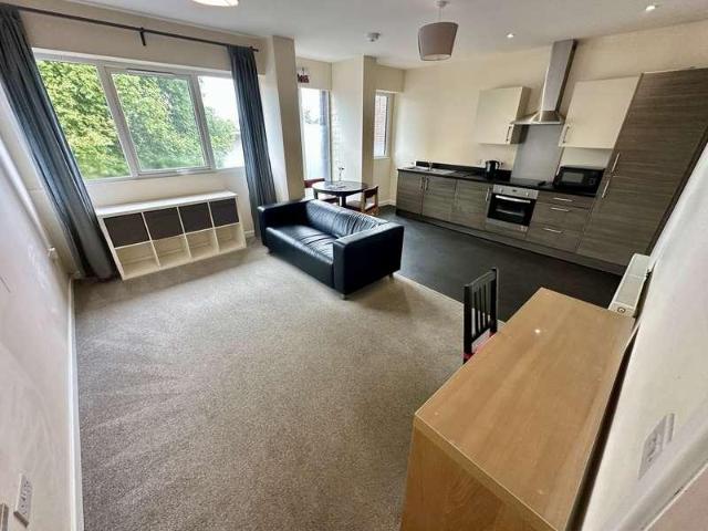 Flat for sale in Key Street, Suffolk