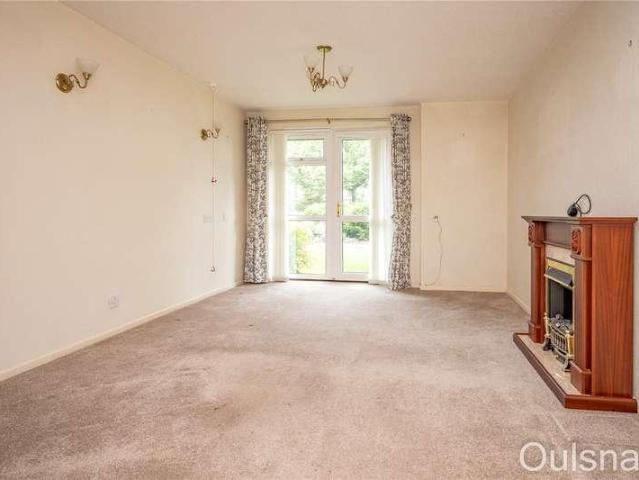 Flat for sale in Bromsgrove, Lowes Hill