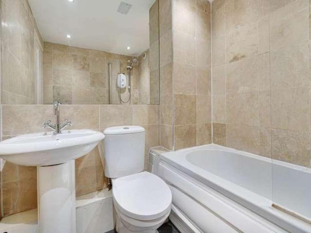 Flat for sale in Sedgley Park, Bury