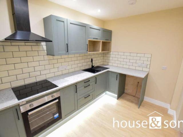Flat for sale in Boscombe, Bournemouth