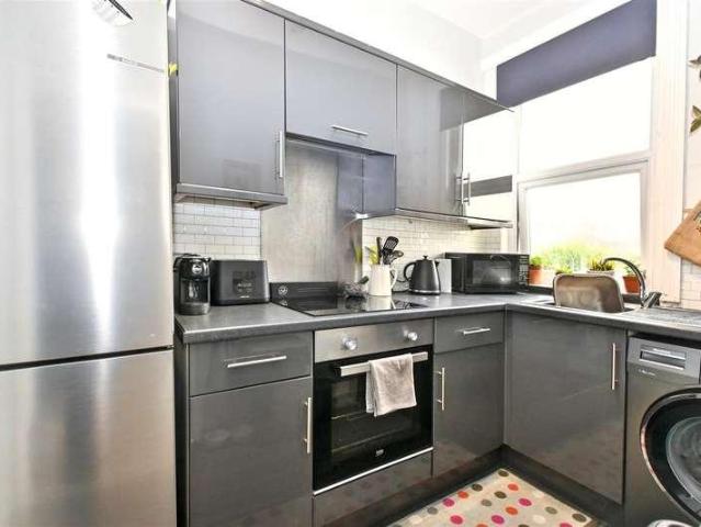 Flat for sale in Bridgemere, Eastbourne