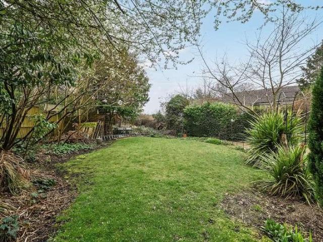 Flat for sale in Charlotteville, Westborough