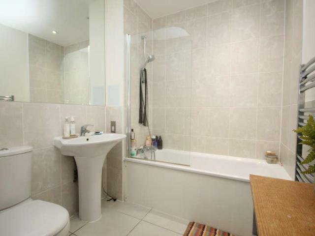 Flat for sale in Alperton, Greater London