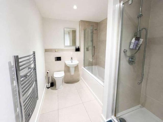 Flat for sale in Navestock Side, Essex