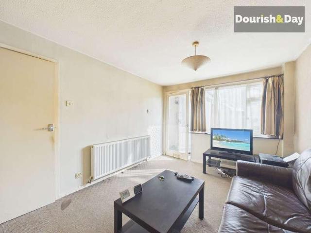 Flat for sale in Derrington, Stafford
