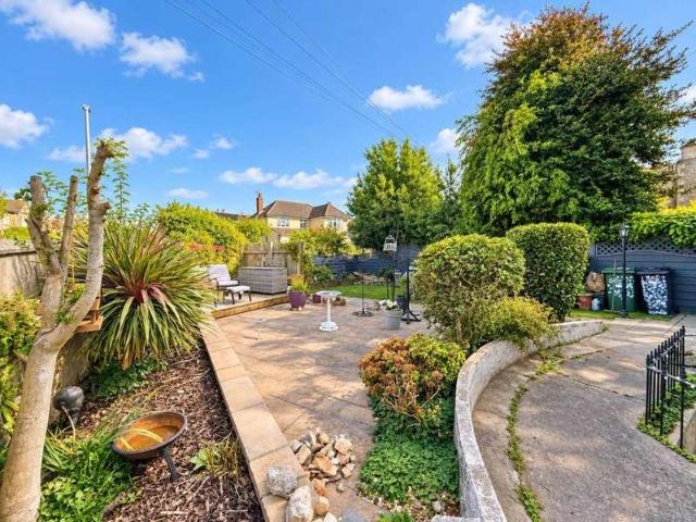 Flat for sale in Whitecross Village, Weston-super-Mare