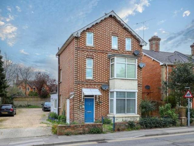 Flat for sale in Blandford Forum, Blandford