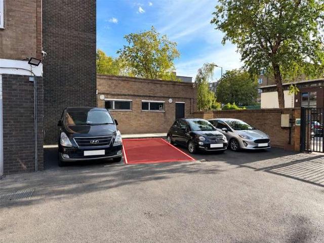 Flat for sale in City of Westminster, Greater London