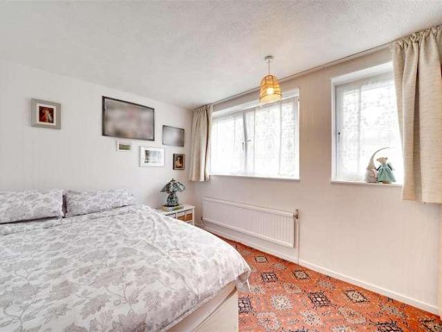 Flat for sale in South Tottenham, Greater London