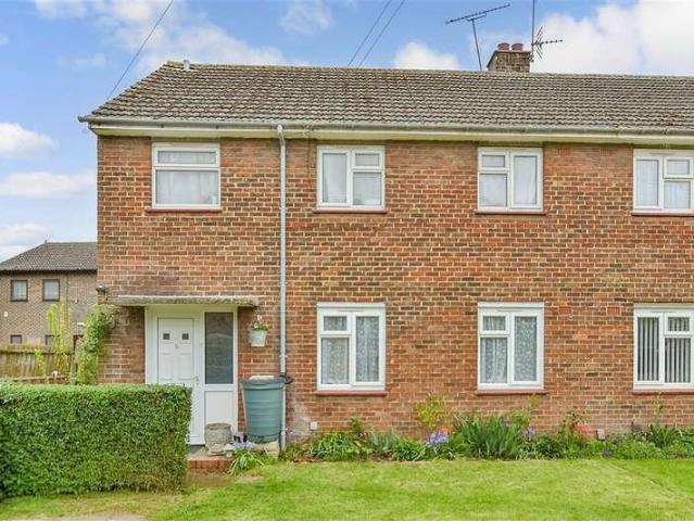 Flat for sale in Oad Street, Kent