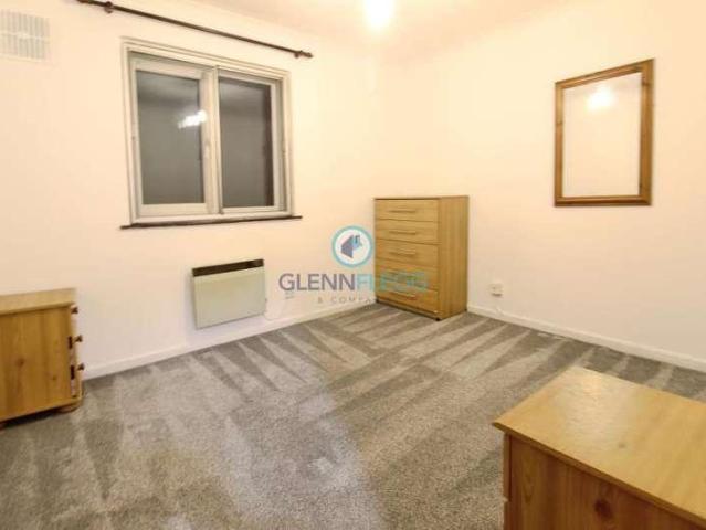 Flat for sale in Slough