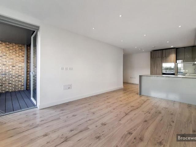 Flat for sale in Haringey Heartlands, Greater London
