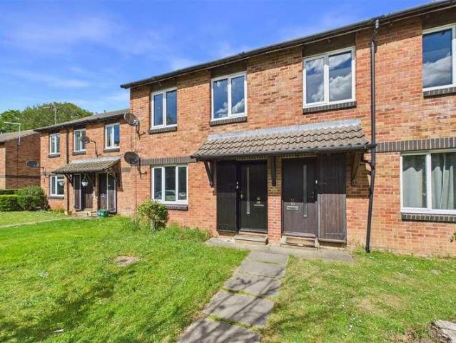 Flat for sale in Priest Down, Hampshire