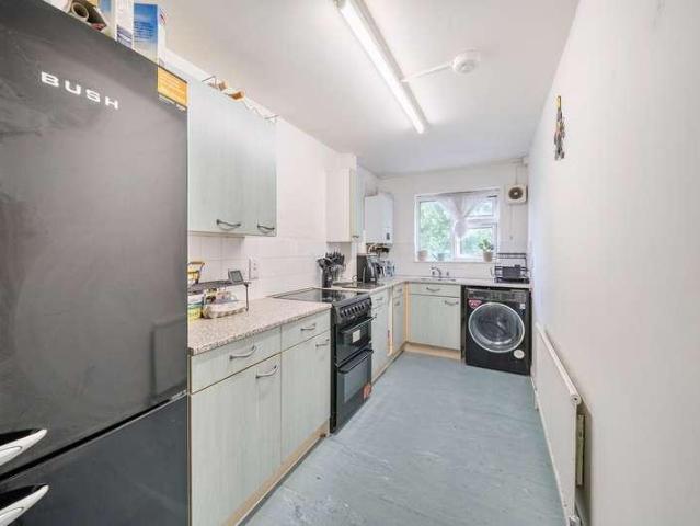 Flat for sale in Gould's Green, Greater London