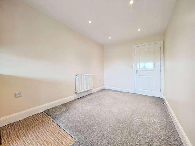 Flat for sale in New Langford, Evershot