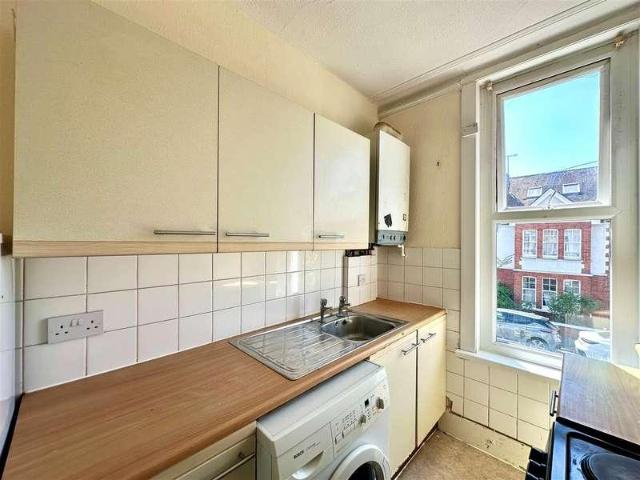 Flat for sale in Brunswick
