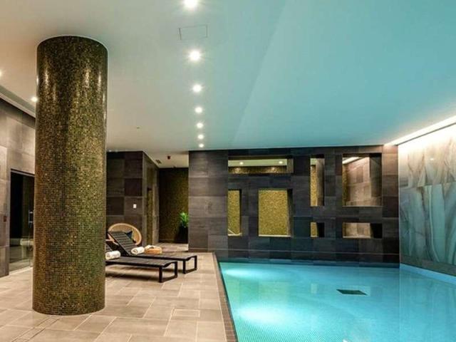 Flat for sale in West Hampstead, Greater London