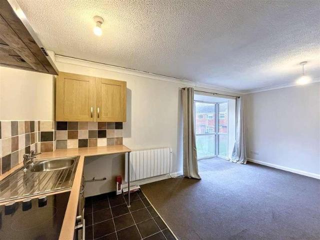 Flat for sale in New Catton, East Bank