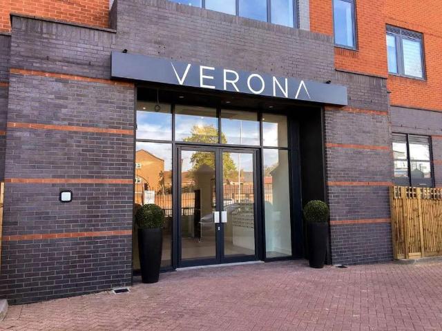 Flat for sale in Slough