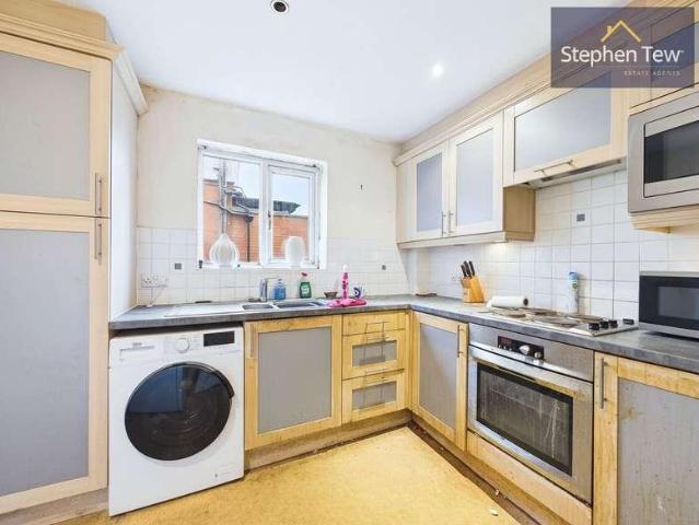 Flat for sale in Revoe, Blackpool