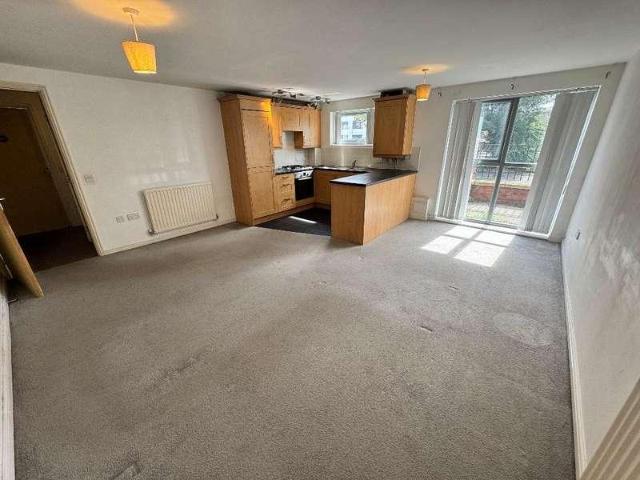 Flat for sale in Georgia, Greater Manchester
