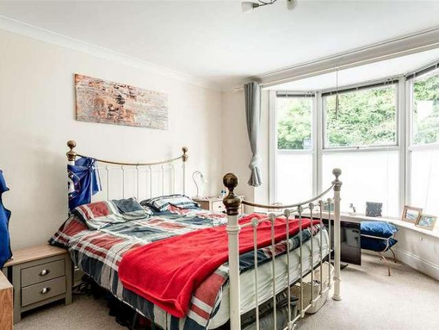 Flat for sale in Perryfields, West Sussex