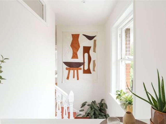 Flat for sale in Archway, Greater London
