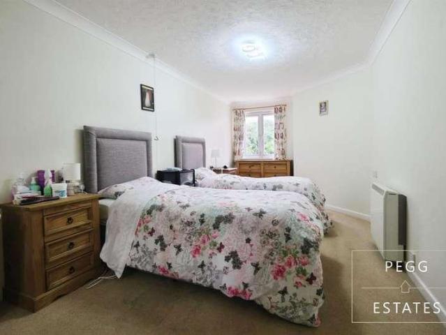 Flat for sale in Babbacombe