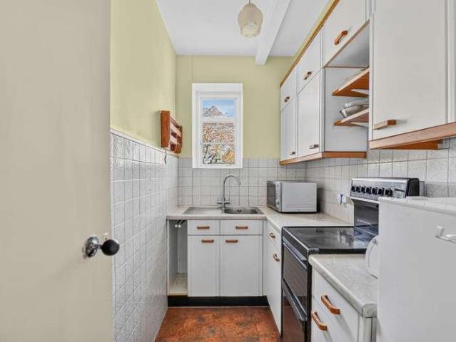 Flat for sale in Primrose Hill, Greater London