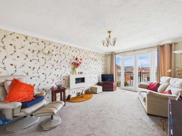 Flat for sale in St Annes, Lytham