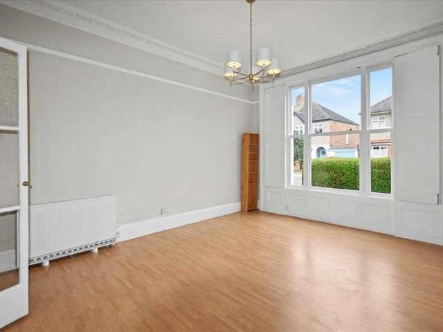 Flat for sale in London Borough of Hounslow, Isle Of Man