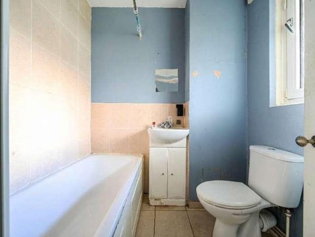 Flat for sale in Pepys Estate, Greater London