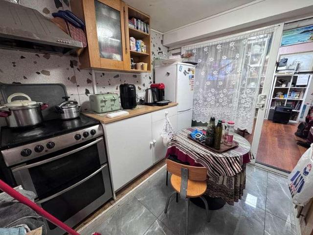 Flat for sale in Forest Gate, Greater London