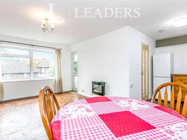 Flat for sale in Guildford Park, Westborough