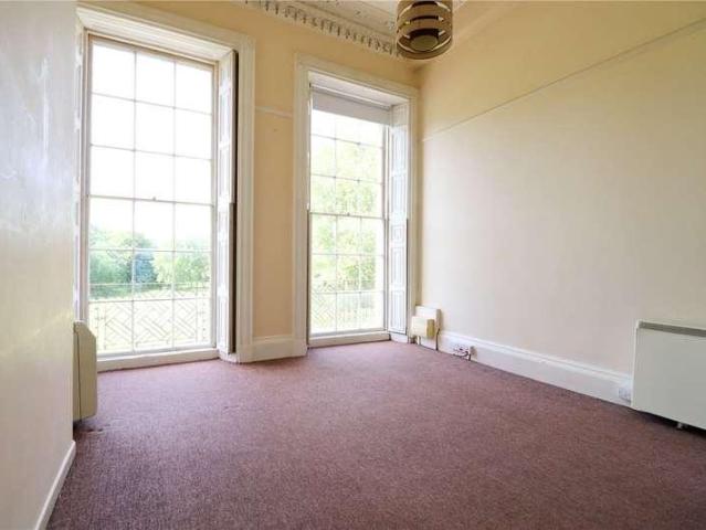 Flat for sale in Kingsmead, Bath