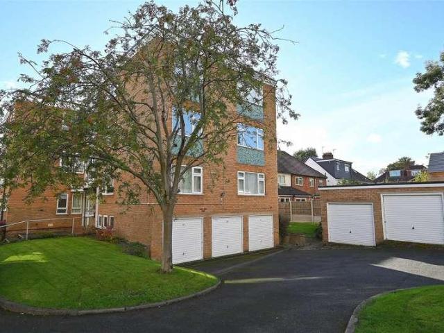 Flat for sale in Harborne, Birmingham