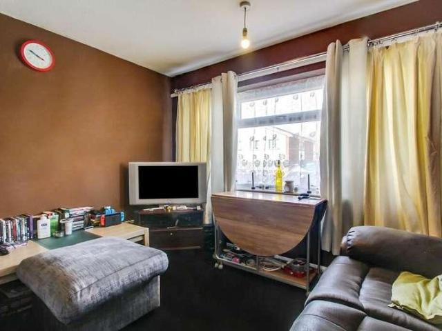 Flat for sale in West Midlands