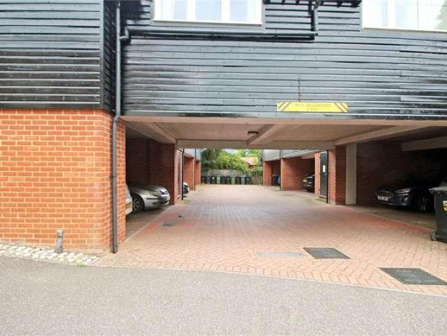 Flat for sale in Burgh St Peter, Norfolk