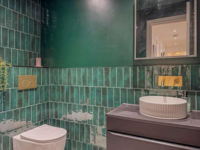 Flat for sale in Pouchen End, Hertfordshire
