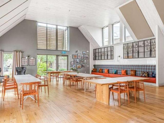 Flat for sale in Tetbury, Cotswold
