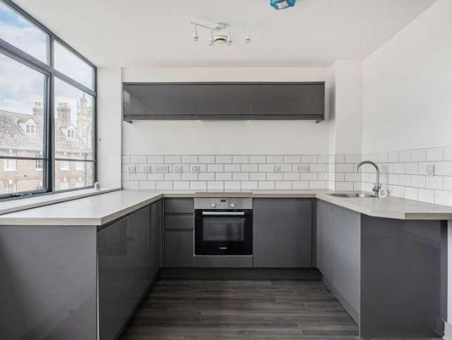 Flat for sale in Kings Barton, Gloucester