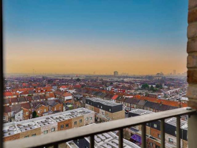Flat for sale in Upper Edmonton, Greater London