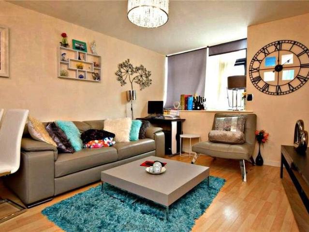 Flat for sale in Moulsham, Chelmsford